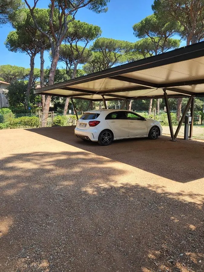 Villalume Marina di Castagneto Carducci 0*,  Italien